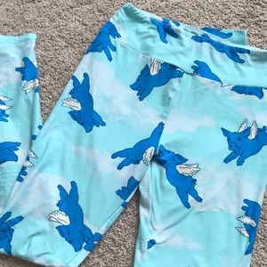 Lularoe leggings. Flying pigs.